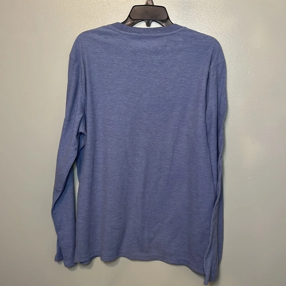 BANANA REPUBLIC men’s long sleeve, crewneck shirt, light blue size large